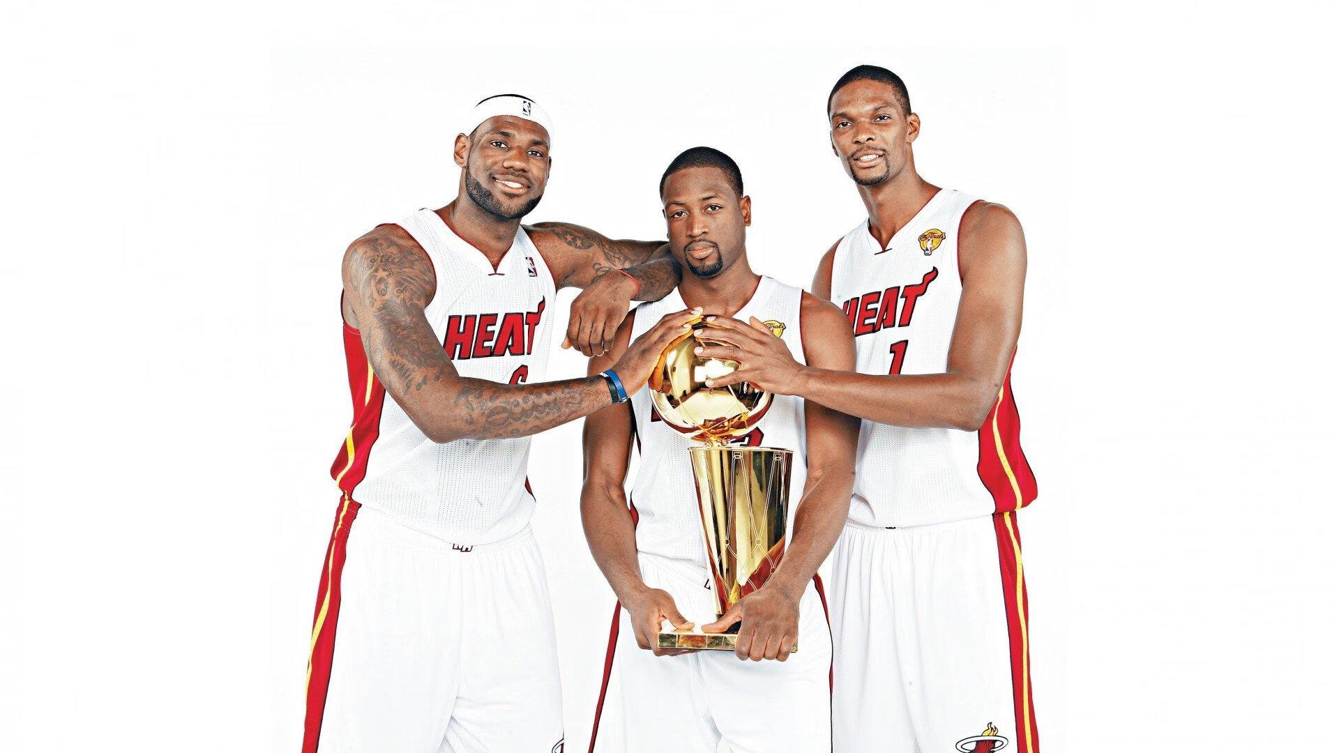 法国媒体集体造势，金球奖风向引发争议，王勤伯剖析暗示背后的权力游戏